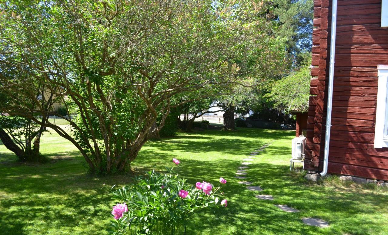 Brunnbäcks Bed&Breakfast, Dalarna Krylbo Exterior foto